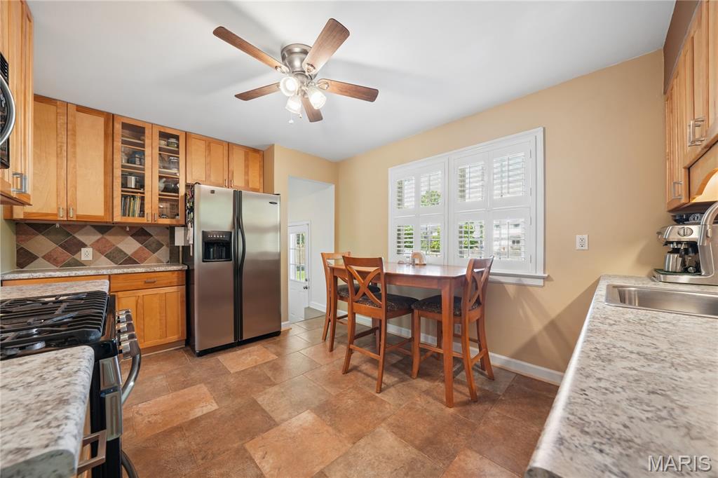 1337 Warson Place Rock Hill, MO 63119 - Photo 8 of 26