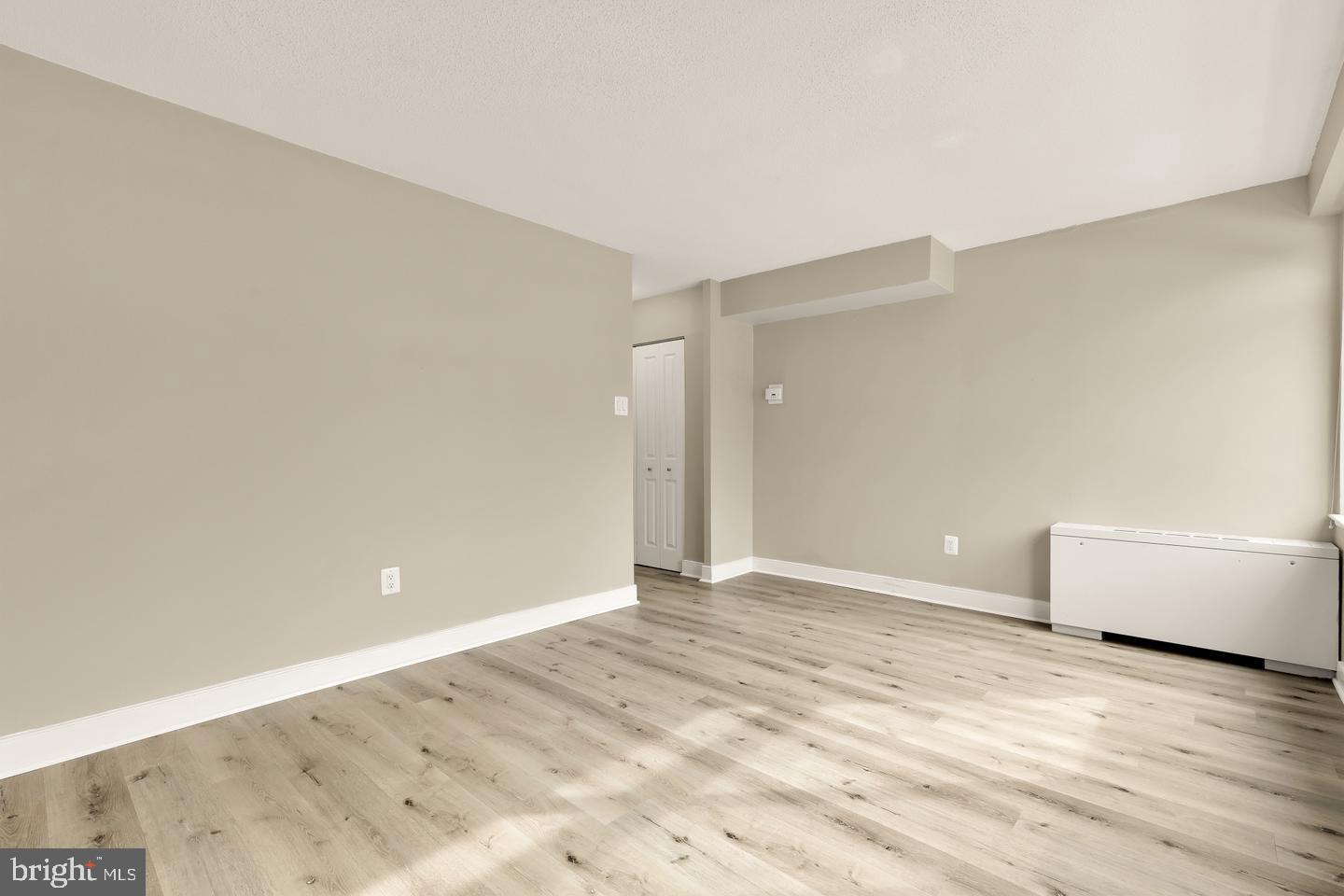 1220 Blair Mill Road, Unit 101 Silver Spring, MD 20910 - Photo 15 of 26 Gallery Image 15