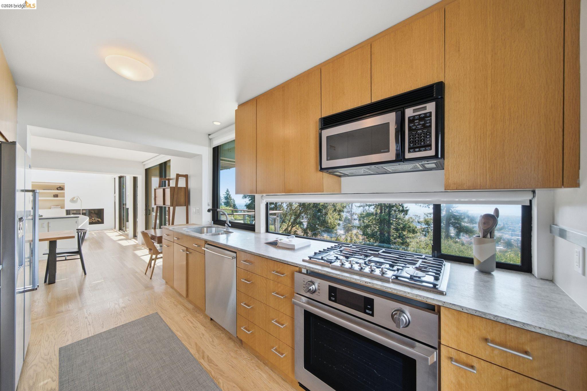 2877 Buena Vista Way Berkeley, CA 94708 - Photo 34 of 56 Gallery Image 34
