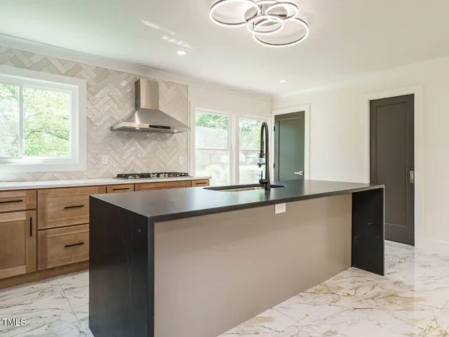 $895,000 | 316 Barbour Street, Clayton, NC 27520