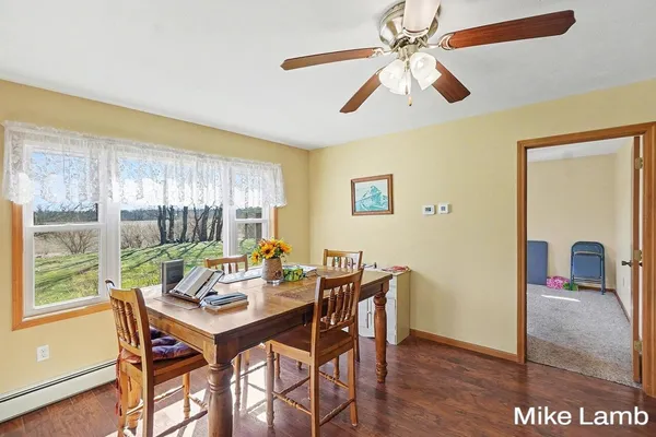 $289,700 | 822 West 60th Street, Newaygo, MI 49337