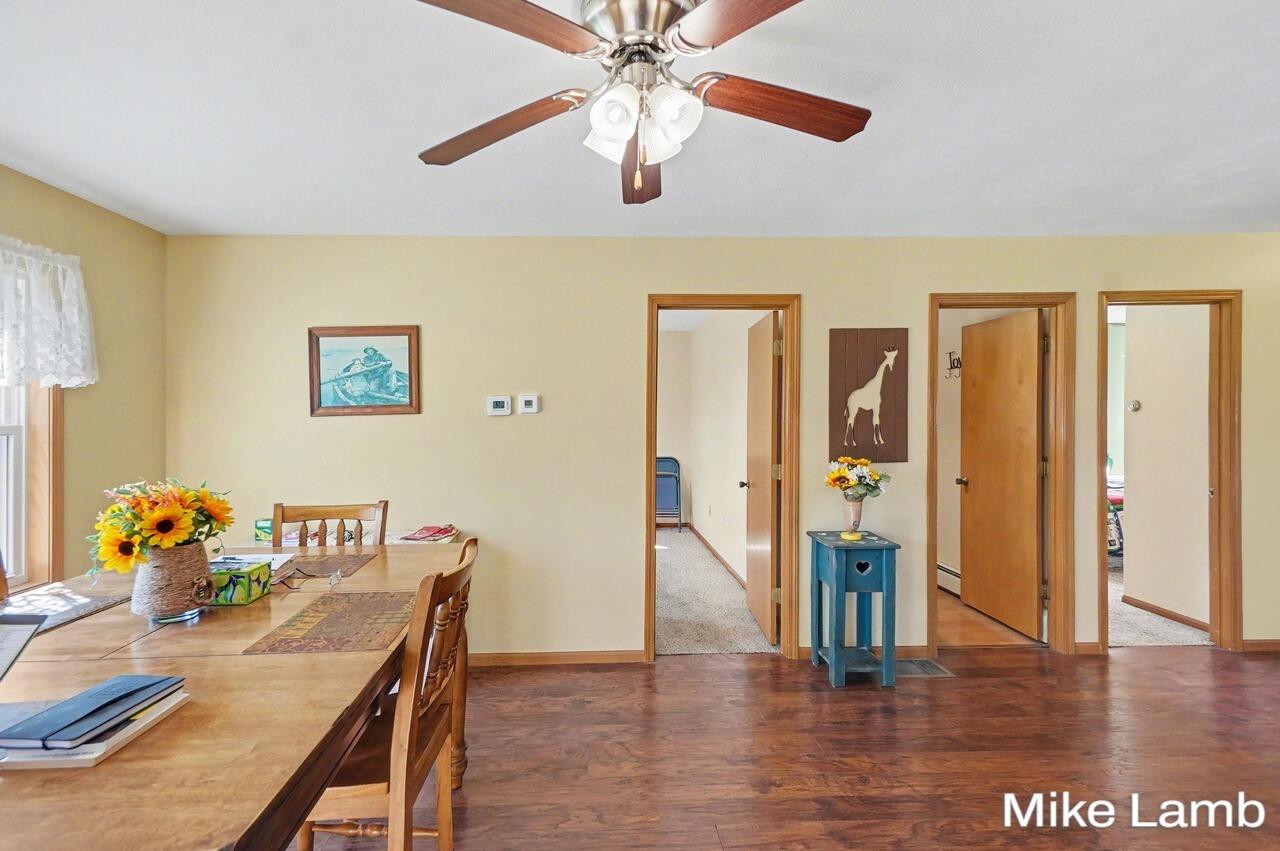 822 West 60th Street Newaygo, MI 49337 - Photo 13 of 32 019_file_3286