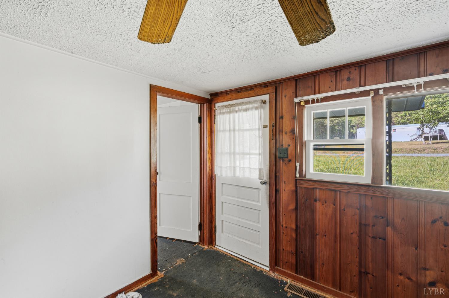 6231 Marysville Road Gladys, VA 24554 - Photo 5 of 38