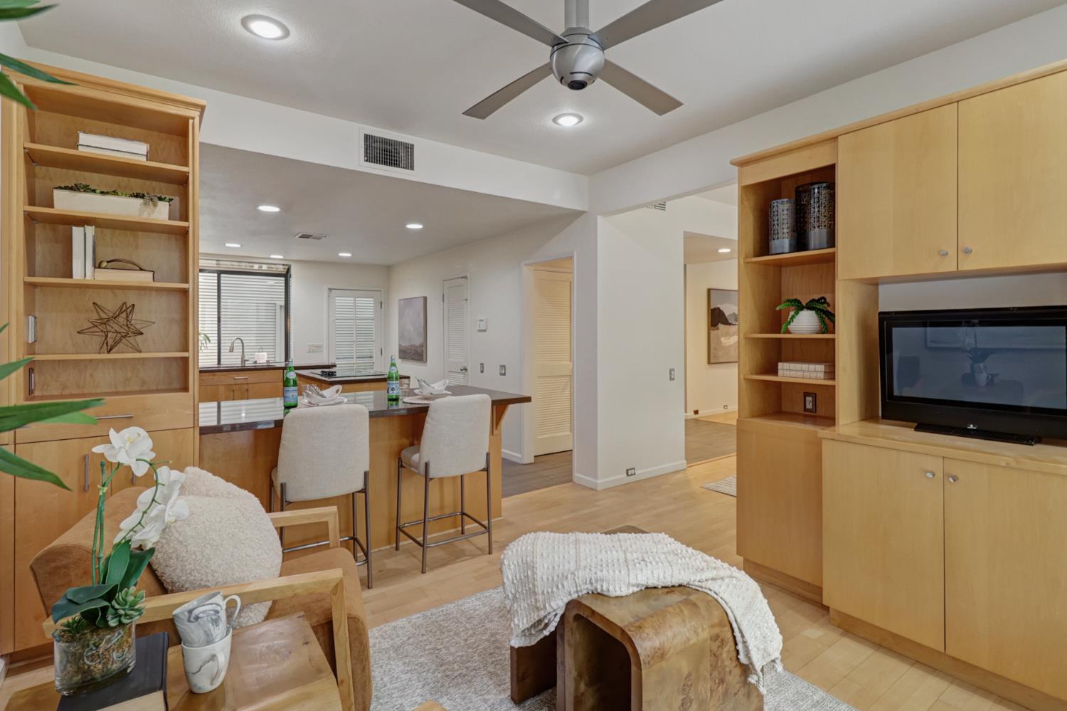 476 Wyndgate Road Sacramento, CA 95864 - Photo 28 of 69