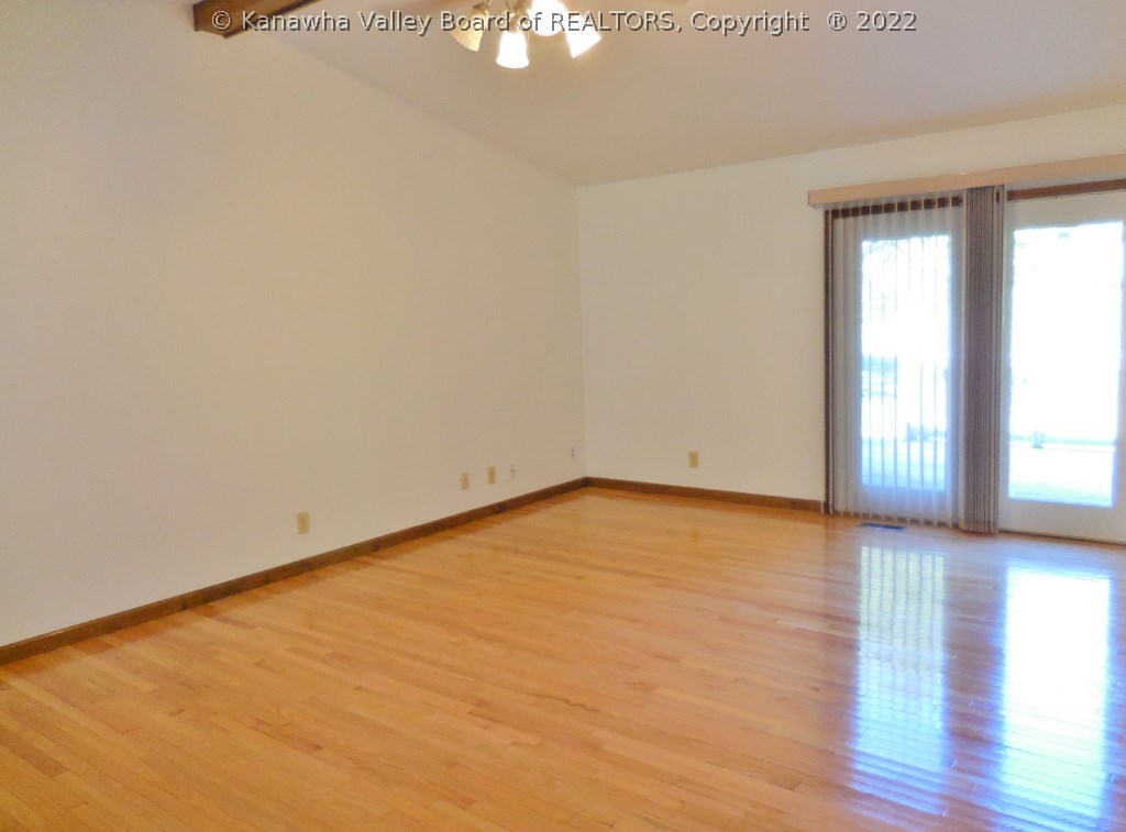 1003 Fishers Fork Road Charleston, WV 25312 - Photo 9 of 30 Gallery Image 9