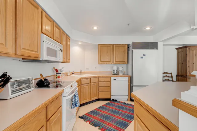 $1,300,000 | 58 Tempest Road, Unit M1, Newry, ME 04261