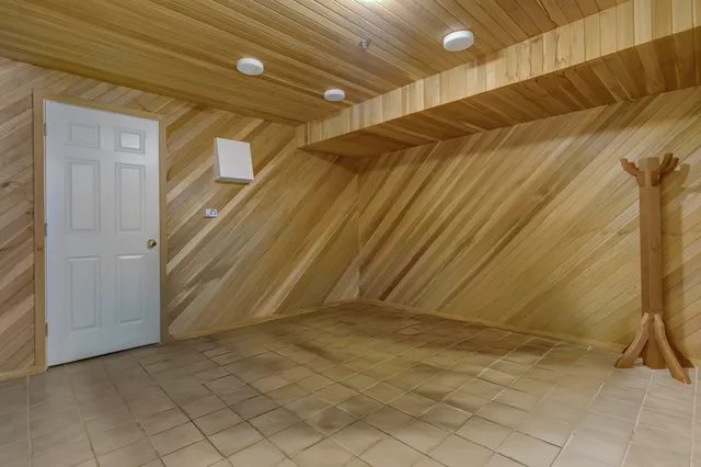 $1,300,000 | 58 Tempest Road, Unit M1, Newry, ME 04261