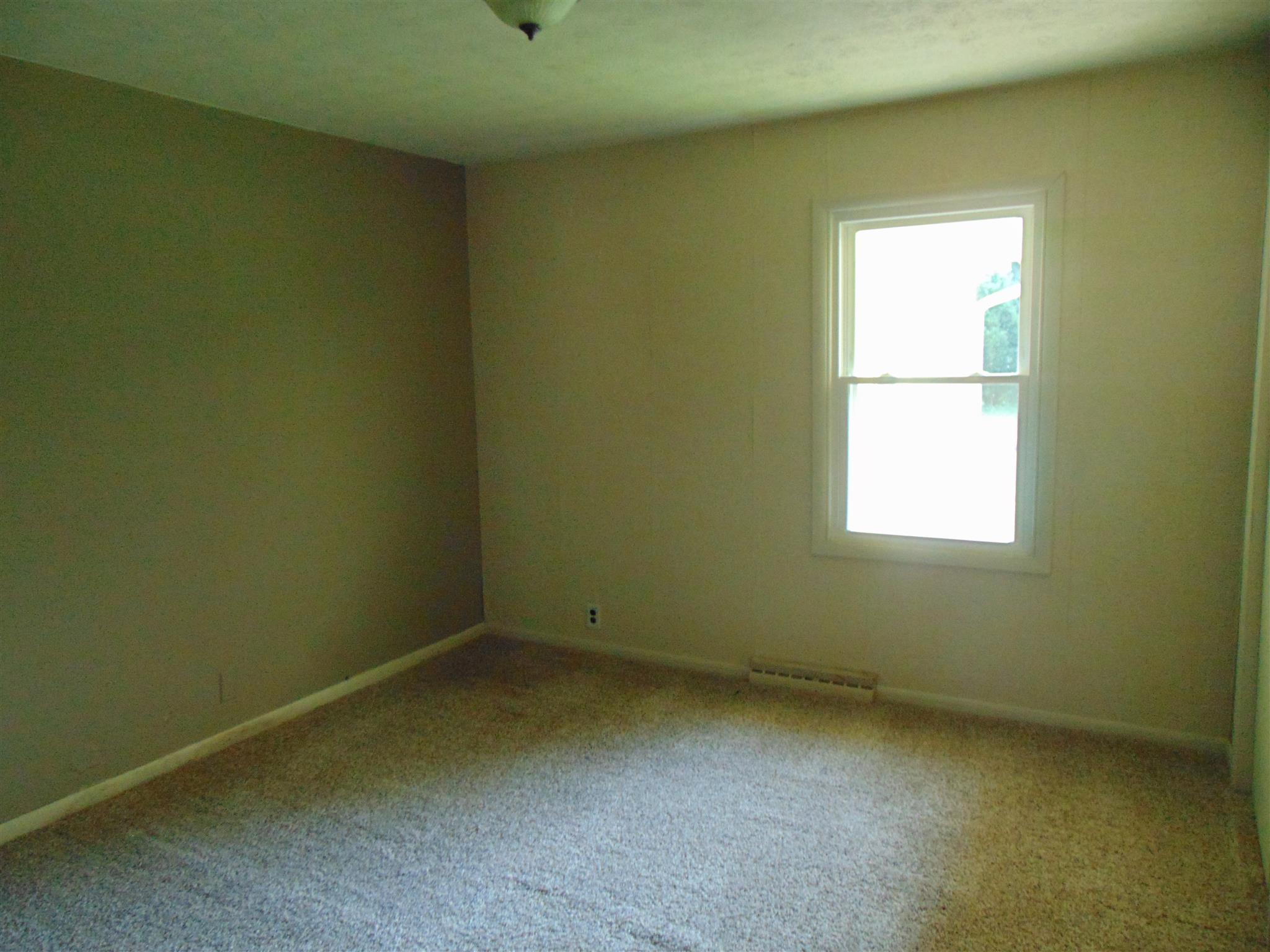 1804 North Riley Road Muncie, IN 47304 - Photo 18 of 26 Gallery Image 18