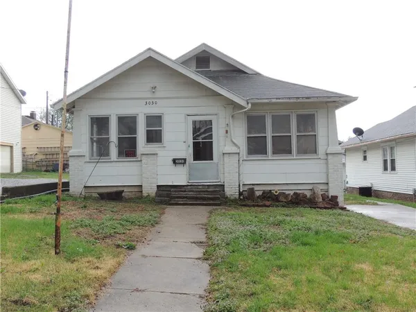 $99,000 | 3030 Angelique Street, St. Joseph, MO 64501