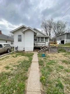 $99,000 | 3030 Angelique Street, St. Joseph, MO 64501