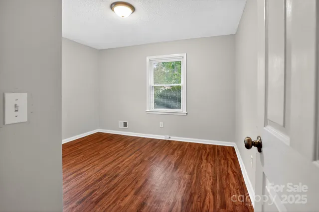 $205,000 | 3725 Harrogate Road, Columbia, SC 29210