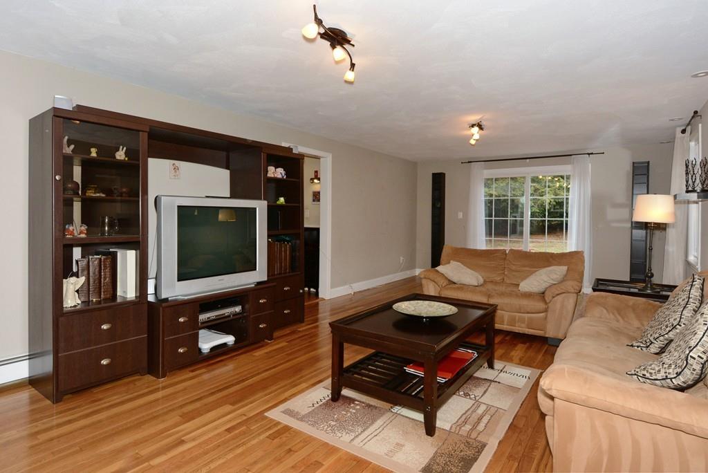 672 Waltham Street Lexington, MA 02421 - Photo 12 of 35