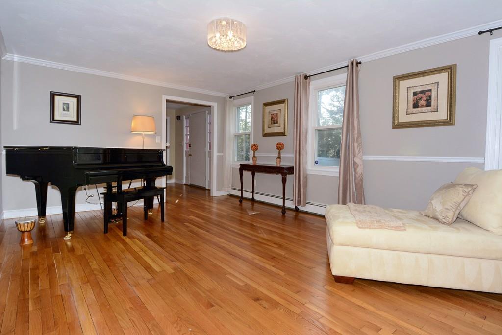 672 Waltham Street Lexington, MA 02421 - Photo 15 of 35