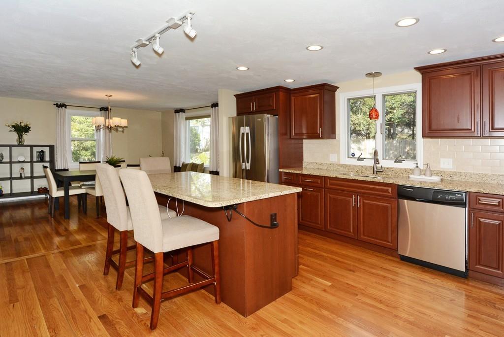 672 Waltham Street Lexington, MA 02421 - Photo 2 of 35