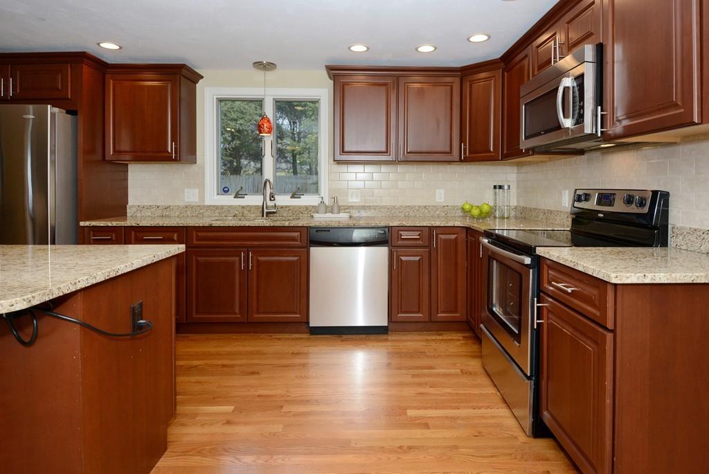 672 Waltham Street Lexington, MA 02421 - Photo 7 of 35