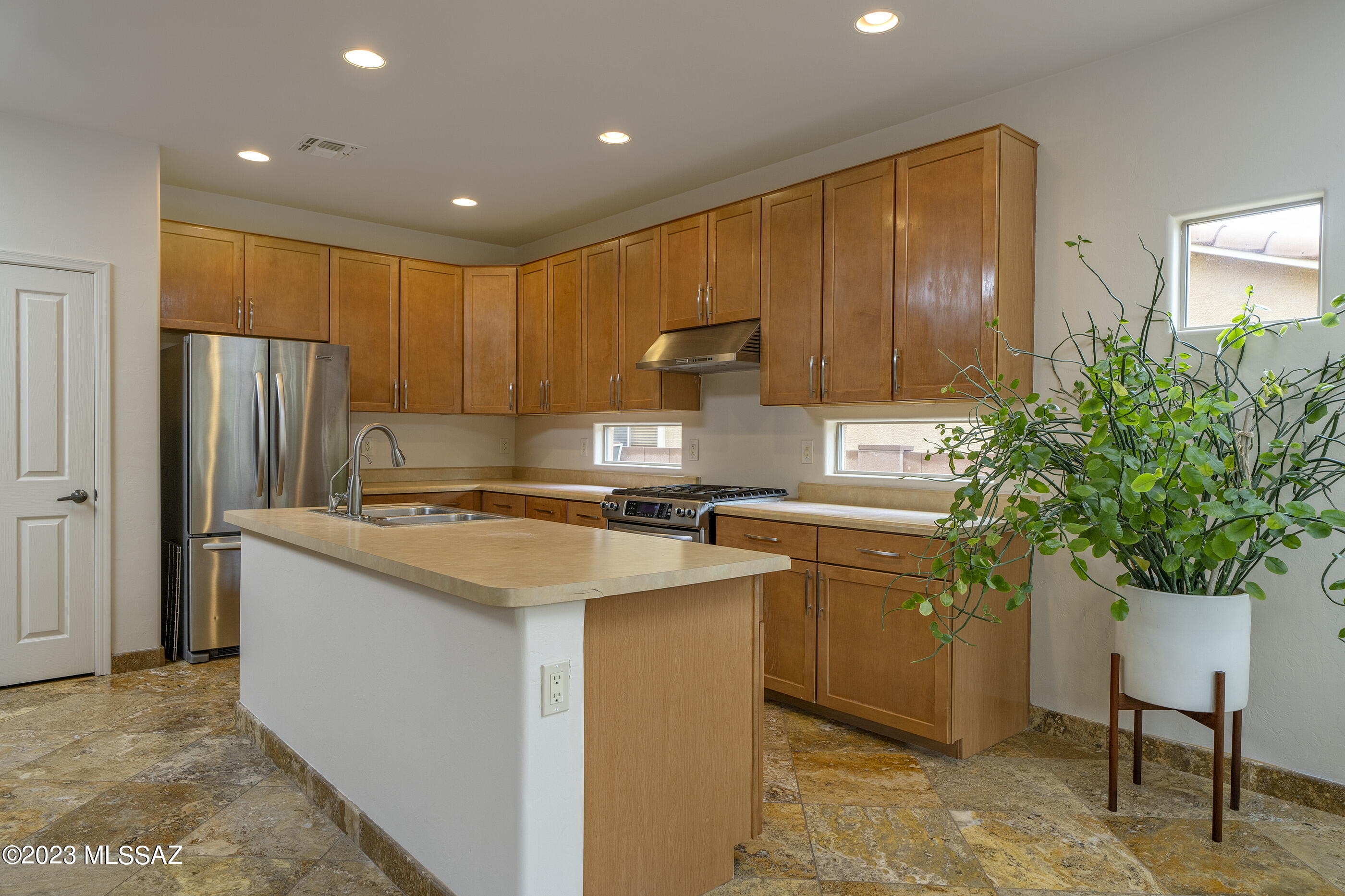 11765 North Sage Brook Road Tucson, AZ 85737 - Photo 7 of 20