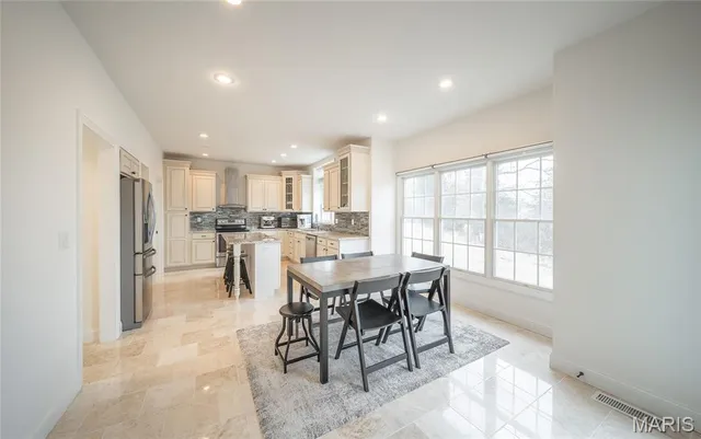 $549,000 | 495 Countryside Drive, Rolla, MO 65401