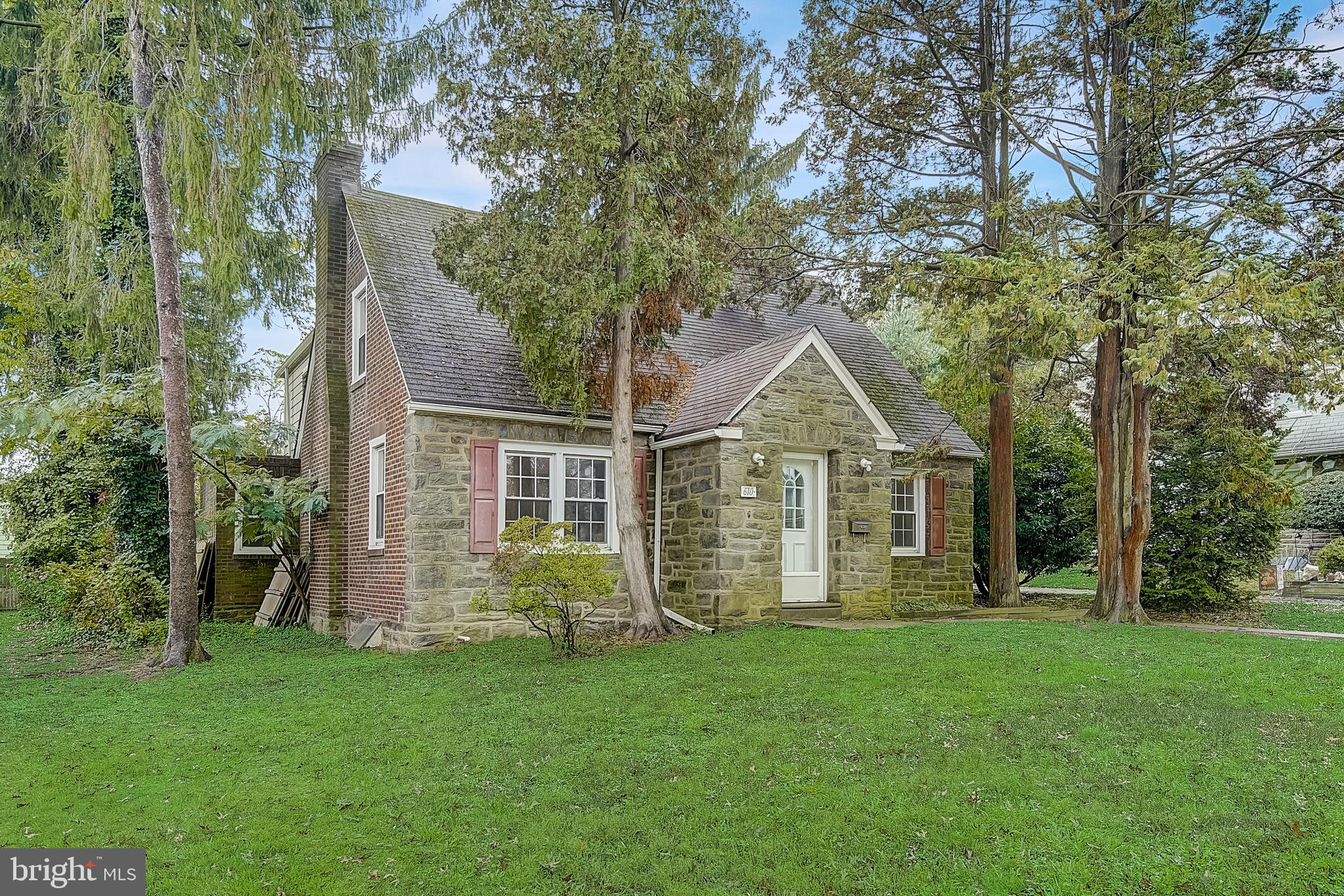 610 Boyer Road Cheltenham, PA 19012 - Photo 2 of 36