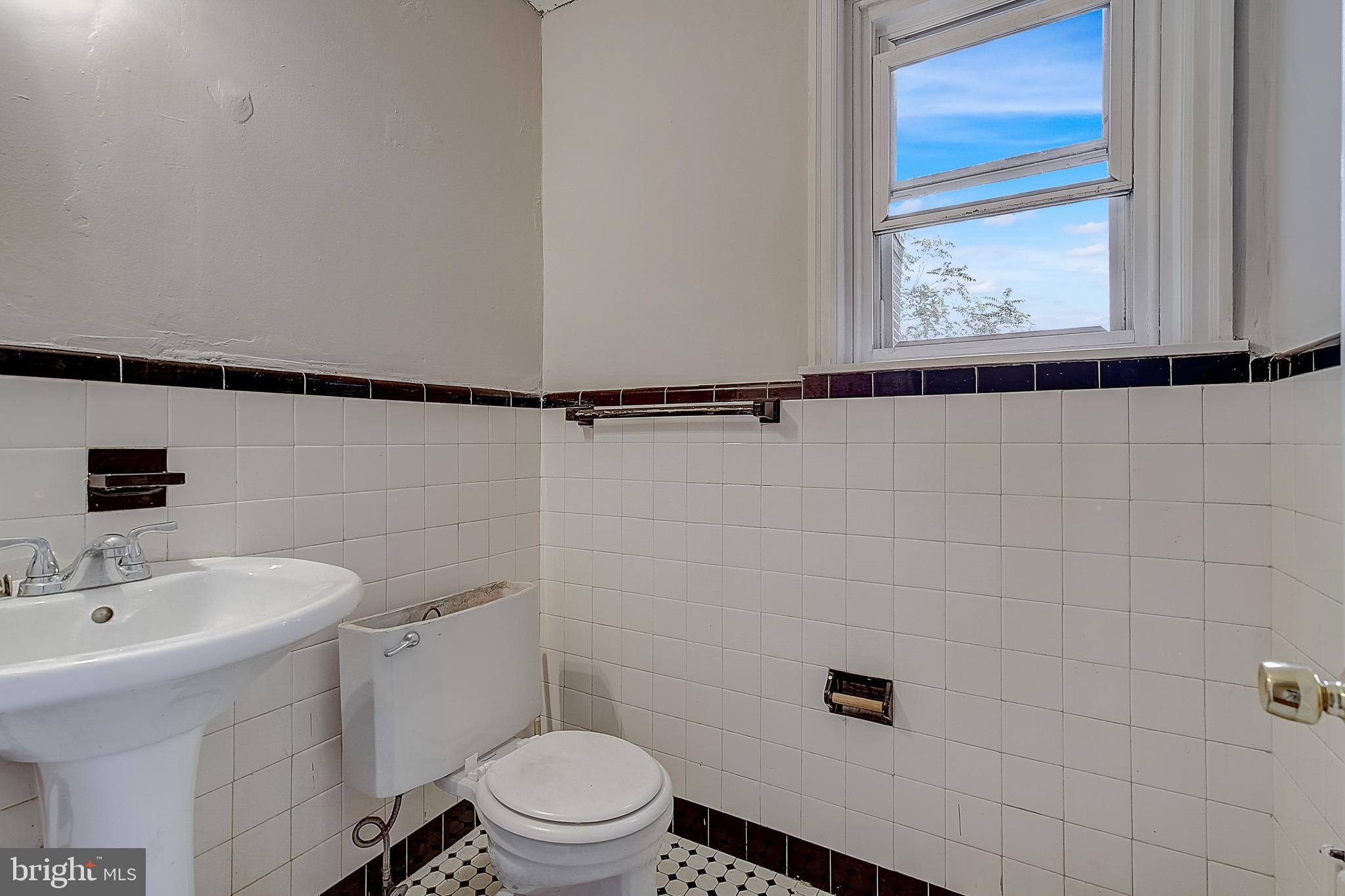 610 Boyer Road Cheltenham, PA 19012 - Photo 17 of 36