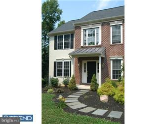 204 Overlook Road Morgantown, PA 19543 - Photo 3 of 12 Exterior Front