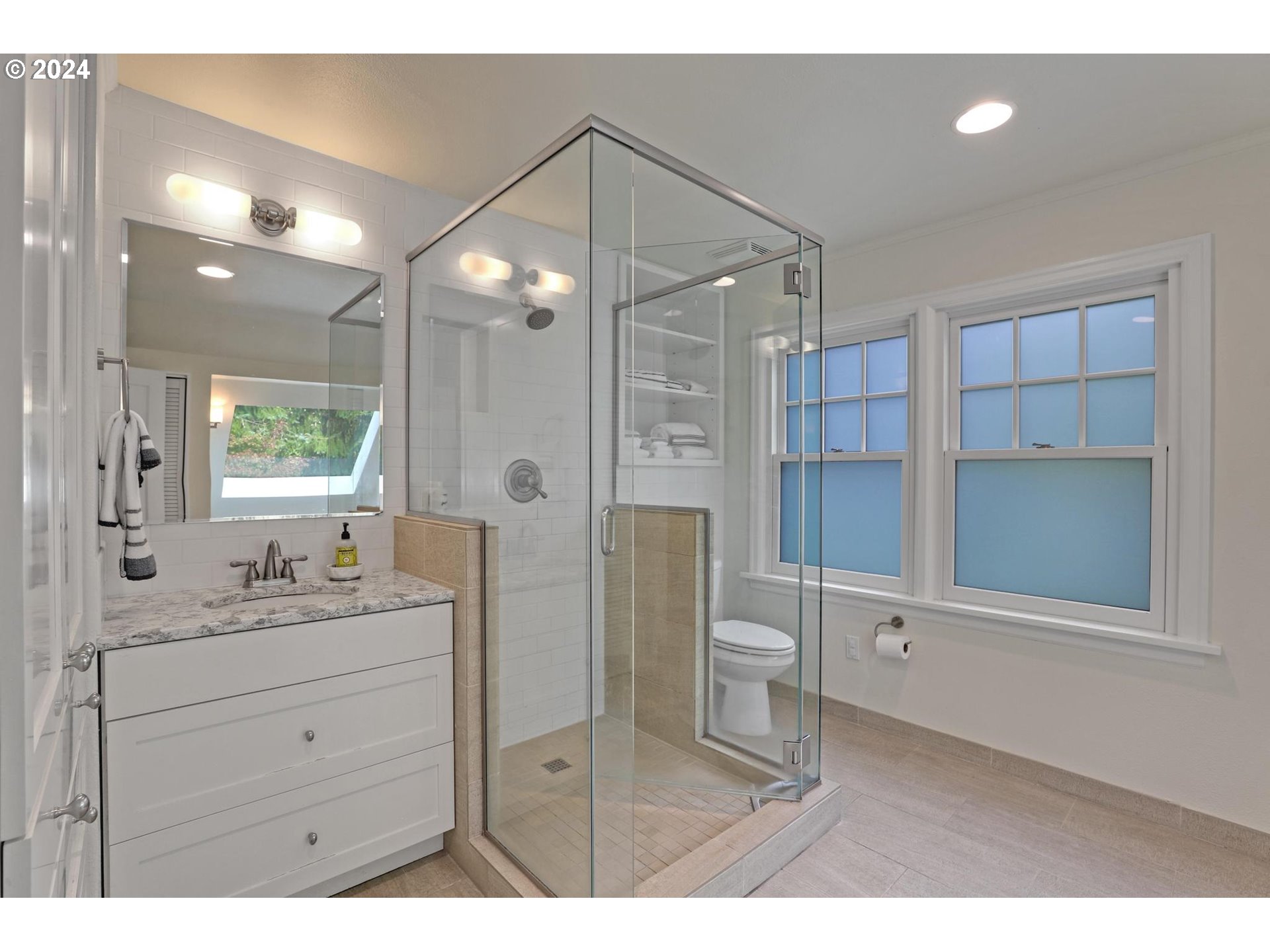 2944 Northwest Raleigh Street Portland, OR 97210 - Photo 24 of 30 Gallery Image 24