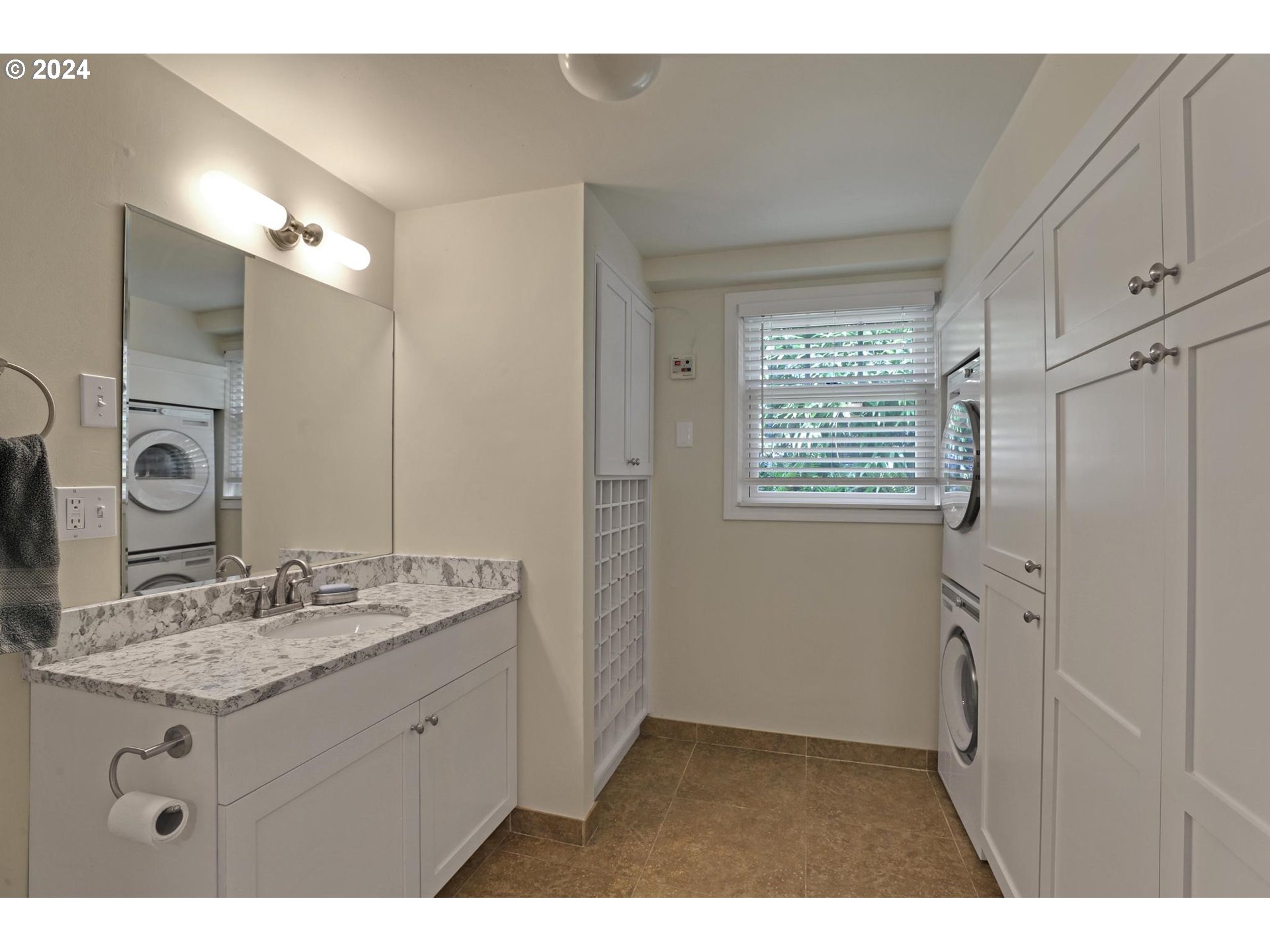 2944 Northwest Raleigh Street Portland, OR 97210 - Photo 27 of 30 Gallery Image 27