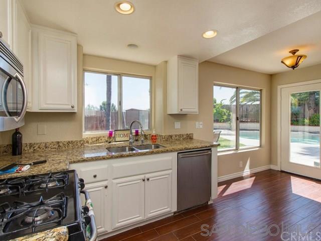 805 Porter Way Fallbrook, CA 92028 - Photo 19 of 21
