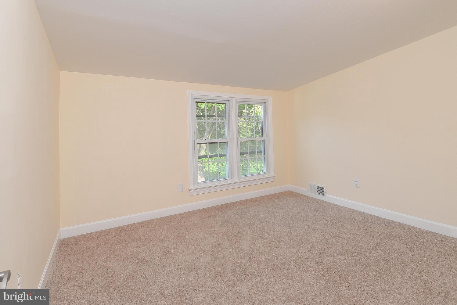 7902 Malcolm Road Clinton, MD 20735 - Photo 19 of 29 Bedroom