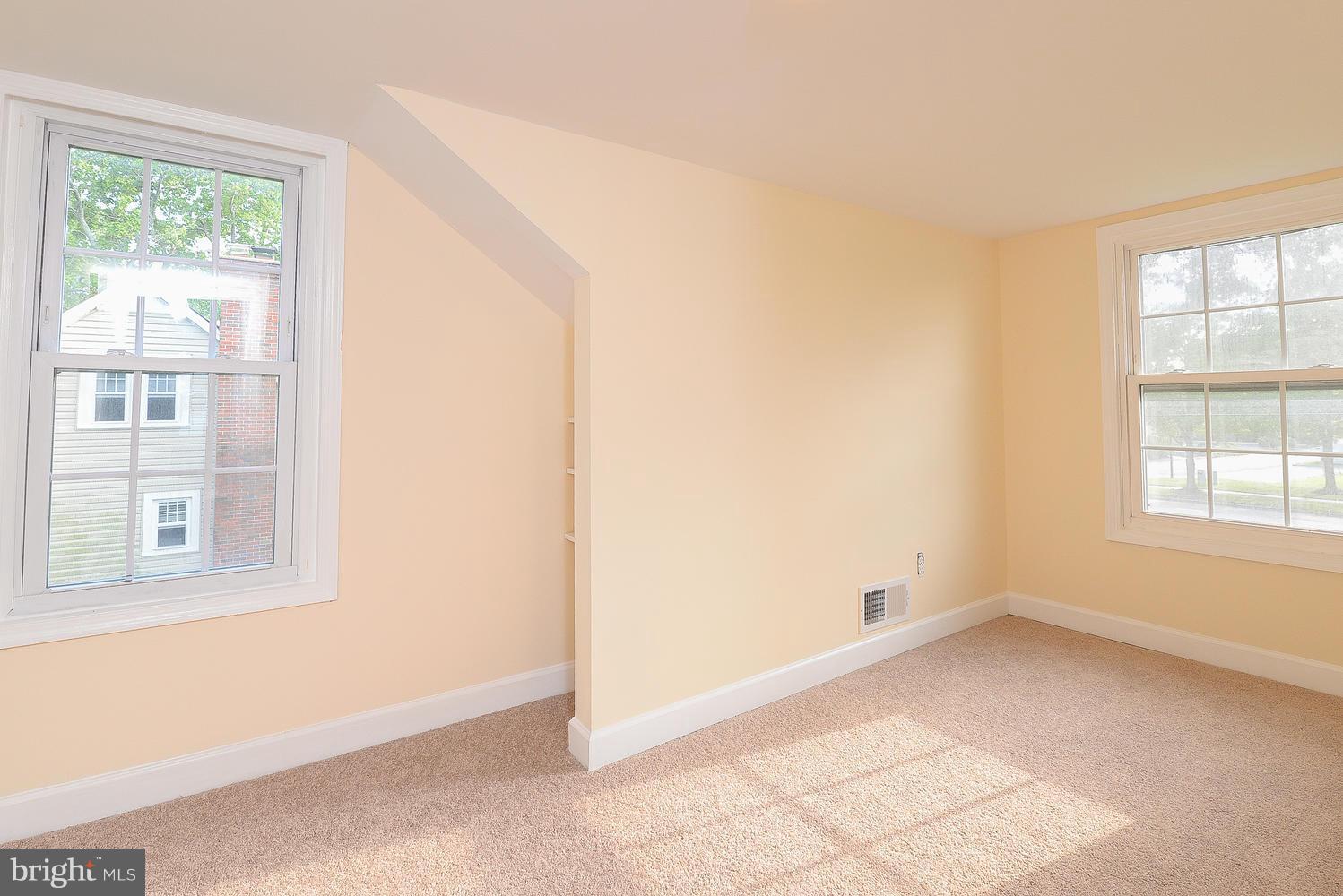 7902 Malcolm Road Clinton, MD 20735 - Photo 22 of 29 Interior (General)