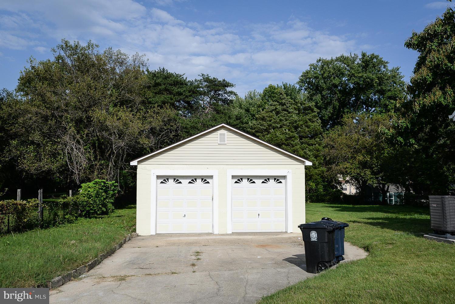7902 Malcolm Road Clinton, MD 20735 - Photo 4 of 29 Exterior (General)