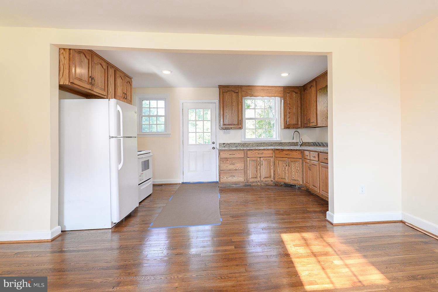 7902 Malcolm Road Clinton, MD 20735 - Photo 6 of 29 Dining Room