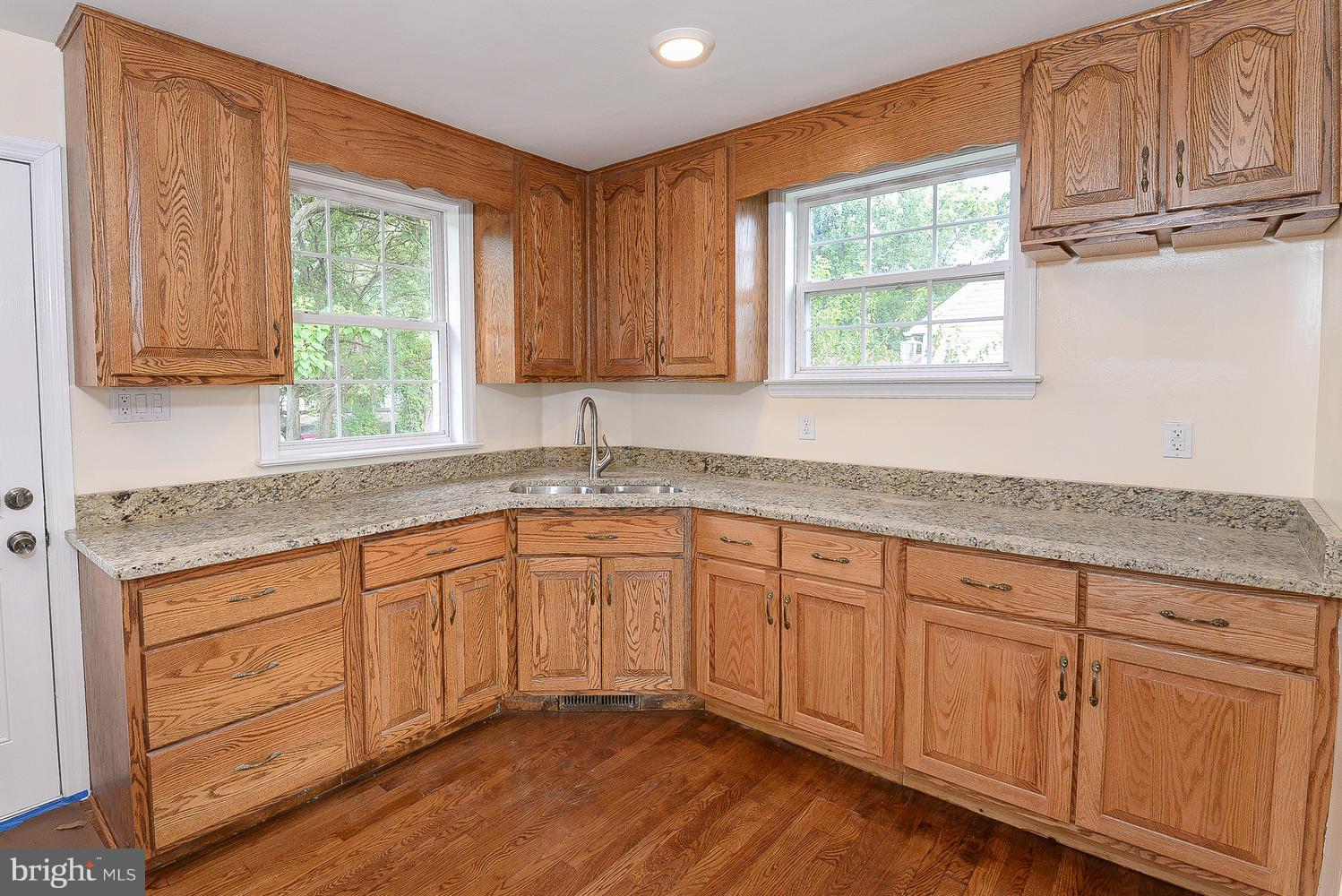 7902 Malcolm Road Clinton, MD 20735 - Photo 10 of 29 Kitchen