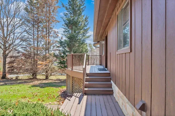 $524,888 | 103 Twin Cove Trail, Moneta, VA 24121