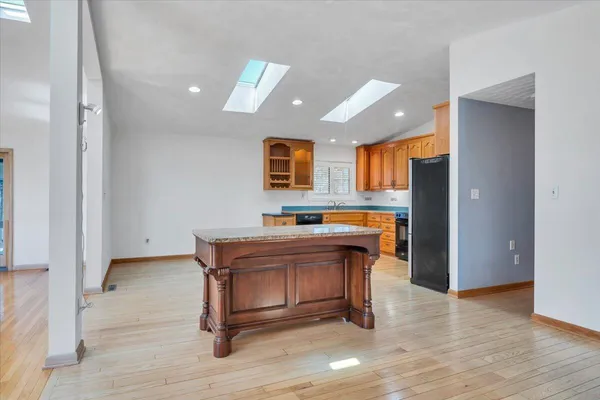 $524,888 | 103 Twin Cove Trail, Moneta, VA 24121