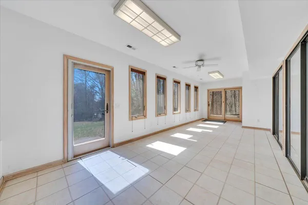 $524,888 | 103 Twin Cove Trail, Moneta, VA 24121