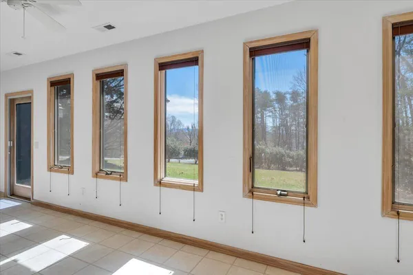 $524,888 | 103 Twin Cove Trail, Moneta, VA 24121