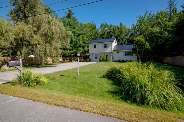 $395,000 | 17 Mcdonald Avenue, Ellsworth, ME 04605