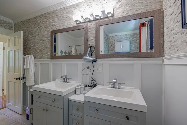 $395,000 | 17 Mcdonald Avenue, Ellsworth, ME 04605