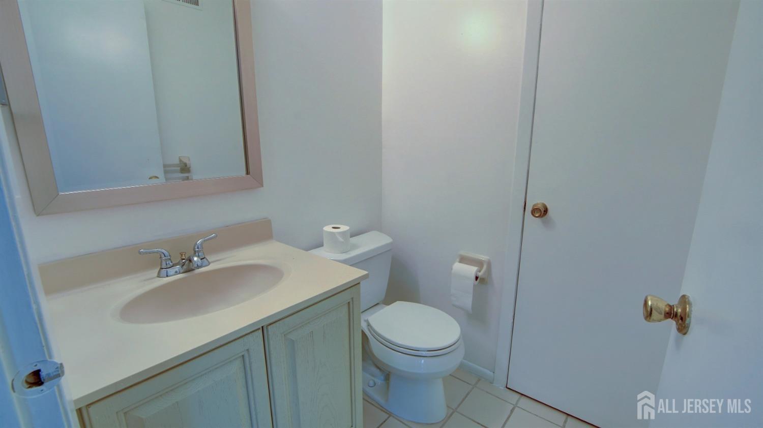 118 Orion Road Piscataway, NJ 08854 - Photo 31 of 43 Gallery Image 31