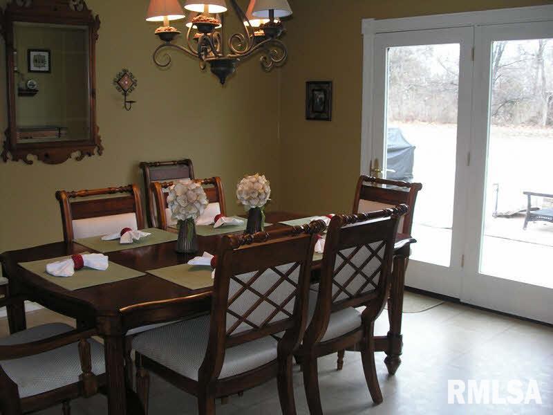 226 Sasamac Road Carbondale, IL 62903 - Photo 5 of 14