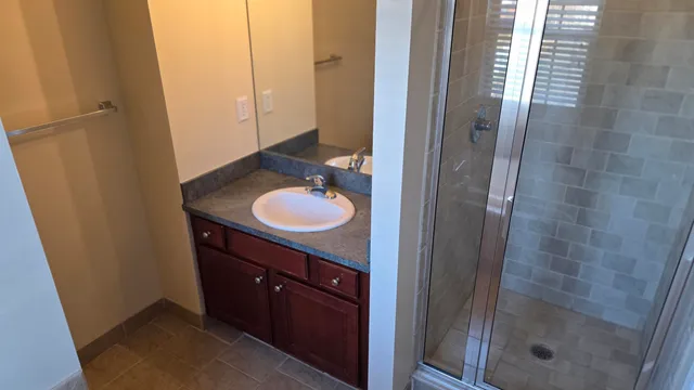 $2,750 | 1449 Beachland Boulevard, Waterford, MI 48328