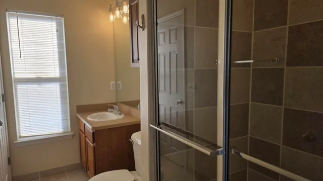 $2,750 | 1449 Beachland Boulevard, Waterford, MI 48328