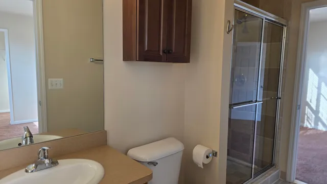 $2,750 | 1449 Beachland Boulevard, Waterford, MI 48328