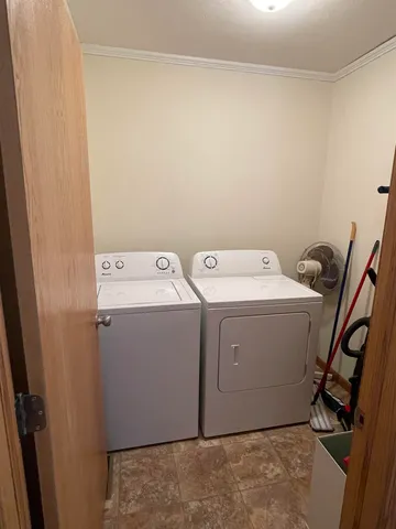 $199,900 | 202 West Albro Street, Unit 2, Claflin, KS 67525