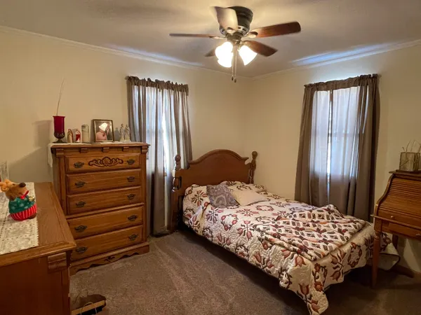 $199,900 | 202 West Albro Street, Unit 2, Claflin, KS 67525