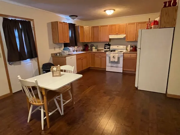 $199,900 | 202 West Albro Street, Unit 2, Claflin, KS 67525