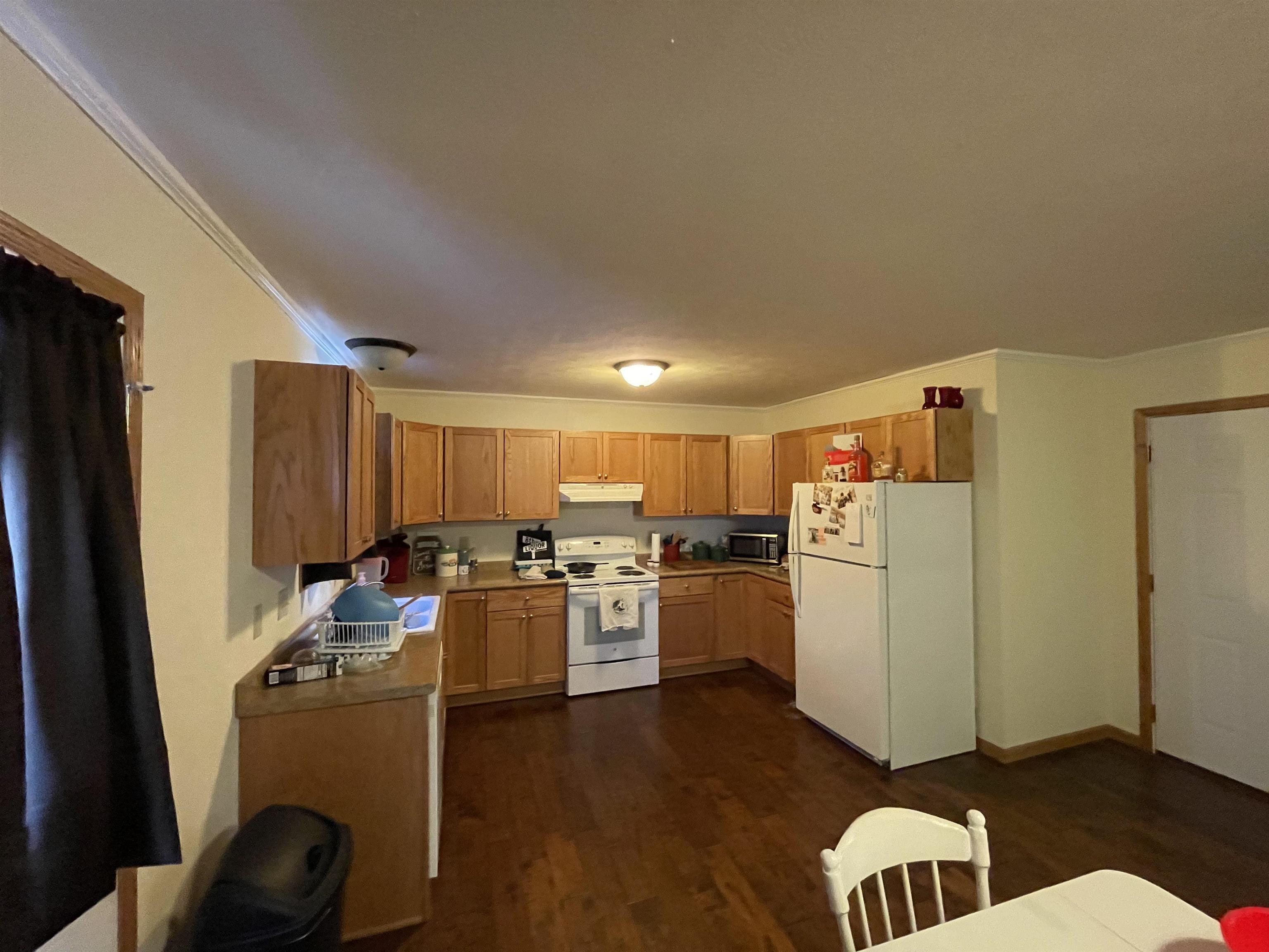 202 West Albro Street, Unit 2 Claflin, KS 67525 - Photo 5 of 31