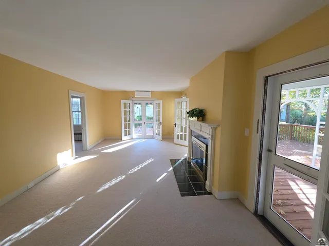 $1,050,000 | 1616 Louisiana Street, Lawrence, KS 66044