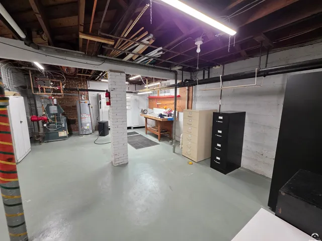 $1,050,000 | 1616 Louisiana Street, Lawrence, KS 66044