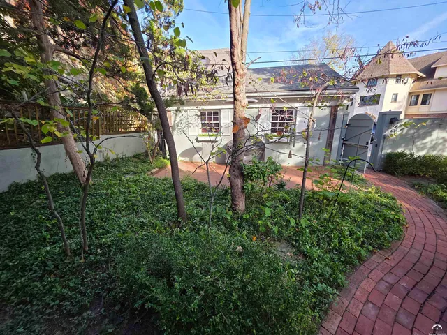 $1,050,000 | 1616 Louisiana Street, Lawrence, KS 66044